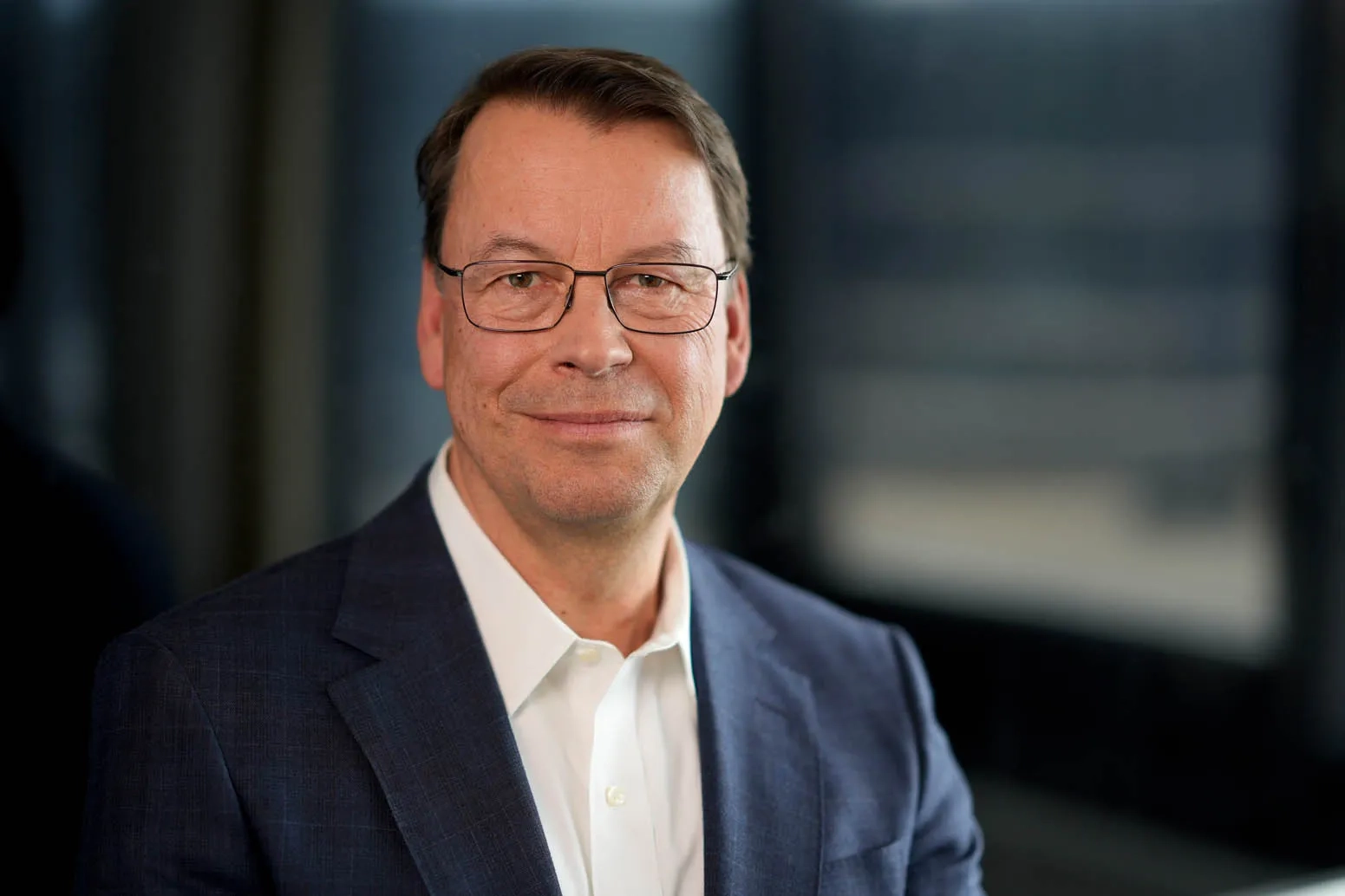 Burkhardt Frick Management CEO SUSS.webp