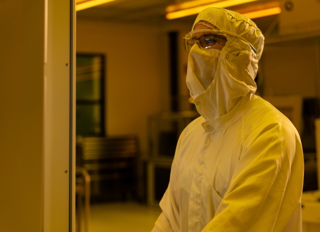 cleanroom worker on terminal
